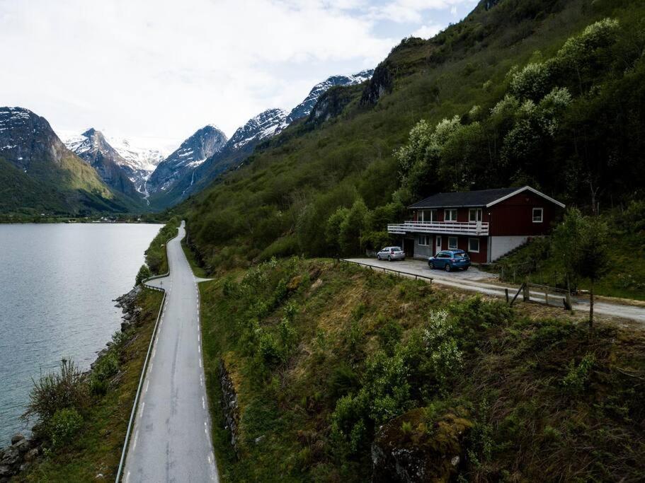 Lake View Apartment, Oldedalen Стрюн Экстерьер фото